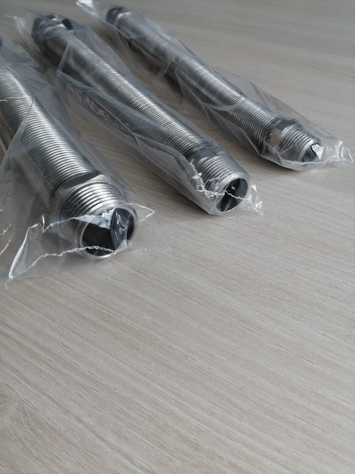 Edelstahlwellrohr DN25 ausziehbar 1"ÜM x 1"AG von 75mm - 130mm – Bild 4