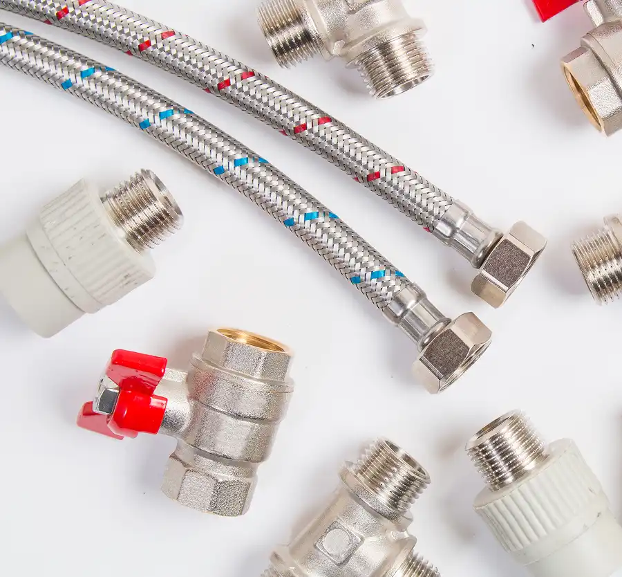 Verschiedene Panzerschläauche Detailaufnahme